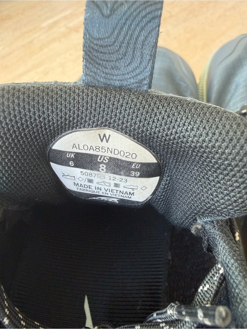 Altra Lone Peak 8 Women’s Trail Running Shoes - Picture 6 of 6